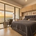 Sunset Oceanfront Studio