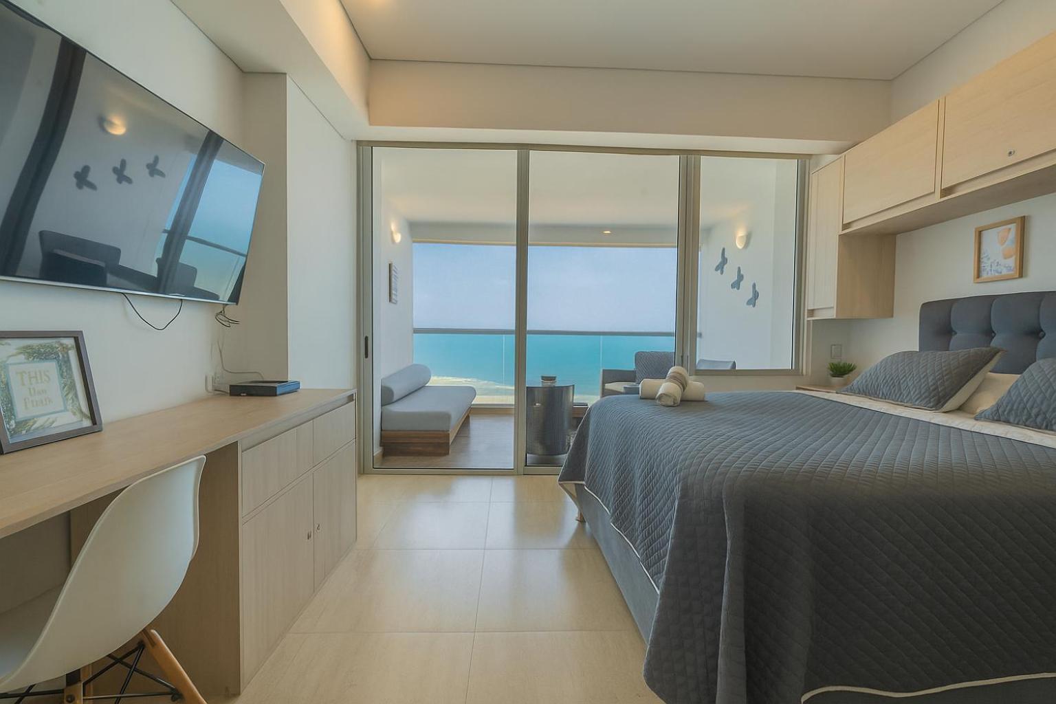 Sunset Oceanfront Cartagena
